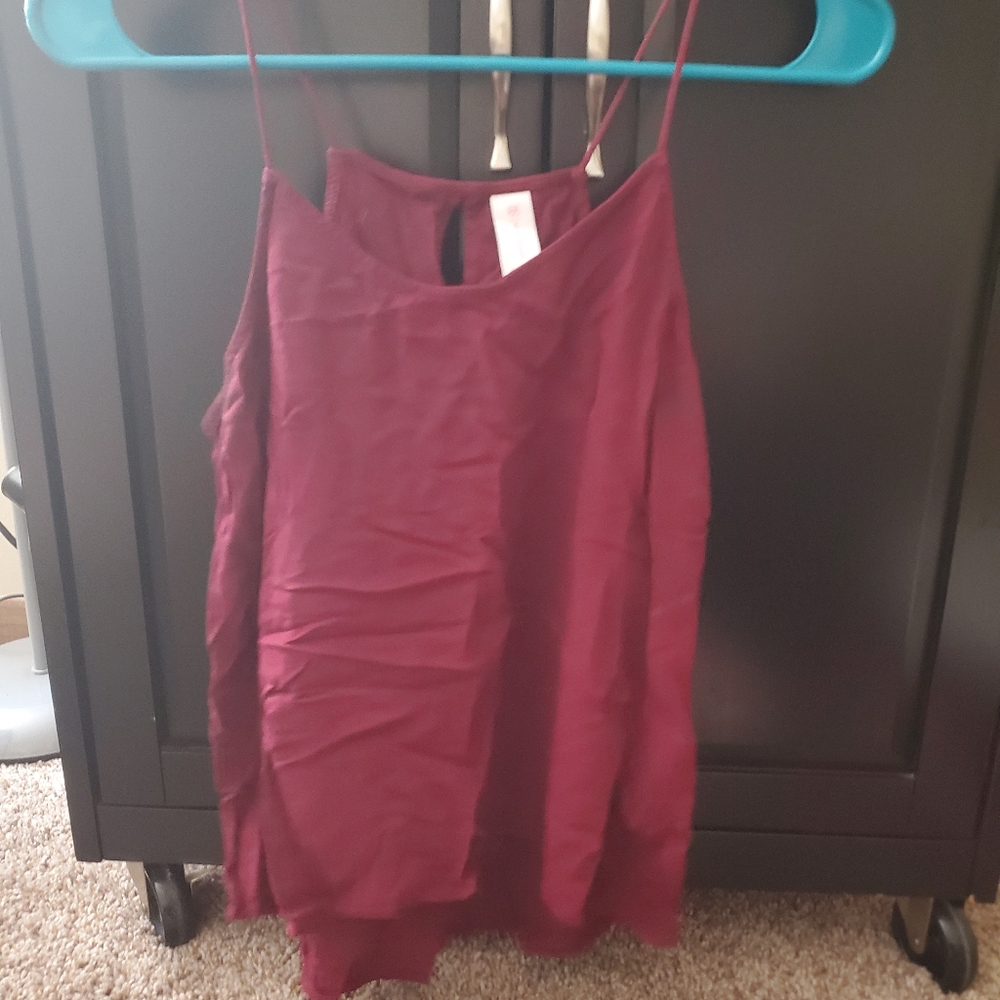 Maroon tank top